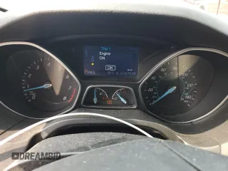 2013 Ford Focus SE with VIN 1FADP3F24DL370529, listed as a Copart auction lot 60281465 with 73,170 mi miles and Salvage title. Bid and sale history available at DreamBid. Image 9.