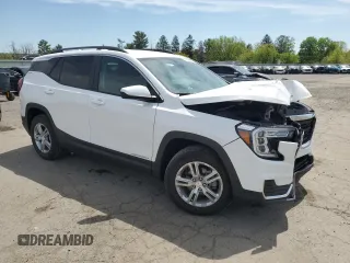 2022 GMC Terrain SLE z VIN 3GKALTEV3NL265091, wystawiony jako Copart lot #54828235 z przebiegiem 34 259 mil mil oraz Szkoda całkowita • Salvage title. Historia ofert i sprzedaży dostępna na DreamBid. Obrazek 4.