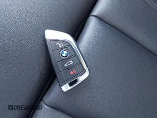 2020 BMW 3 Series 330i xDrive with VIN 3MW5R7J00L8B32413, listed as a IAAI auction lot 41940191 with 46,406 mi miles. Bid and sale history available at carsss.com. Image 11.