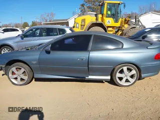 2005 Pontiac GTO with VIN 6G2VX12U45L454630, listed as a IAAI auction lot 41052119 with 1 mi miles. Bid and sale history available at carsss.com. Image 15.