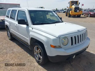 2014 Jeep Patriot Sport with VIN 1C4NJPBA5ED692533, listed as a IAAI auction lot 42726679 with 165,970 mi miles and . Bid and sale history available at DreamBid. Image 1.