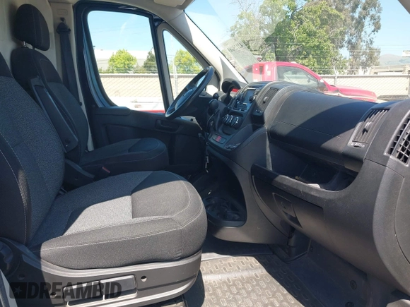 2014 Ram ProMaster Cargo with VIN 3C6TRVCGXEE109337, listed as a IAAI auction lot 42125083 with 126,681 mi miles. Bid and sale history available at carsss.com. Image 5.