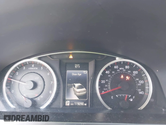 2015 Toyota Camry XLE z VIN 4T1BF1FK5FU970543, wystawiony jako IAAI lot #42373776 z przebiegiem 119 090 mil mil oraz . Historia ofert i sprzedaży dostępna na DreamBid. Obrazek 7.