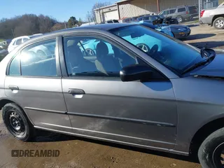 2005 Honda Civic VP with VIN 2HGES16325H565961, listed as a IAAI auction lot 41510330 with 174,275 mi miles and . Bid and sale history available at DreamBid. Image 14.