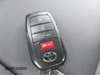 2023 Toyota Corolla Cross XLE с VIN 7MUDAAAGXPV070263, выставлен на аукционе IAAI как лот 42394307 с пробегом 18 977 миль миль и . История ставок и продаж доступна на DreamBid. Изображение 11.