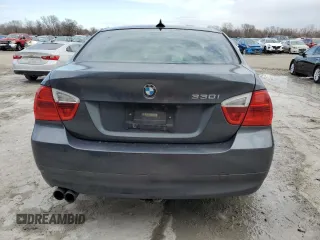 2006 BMW 3 Series 330i with VIN WBAVB33566PS06929, listed as a Copart auction lot 46789425 with 232,843 mi miles and Salvage title. Bid and sale history available at DreamBid. Image 6.