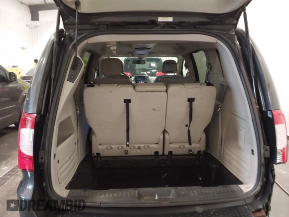 2011 Chrysler Town & Country Touring L with VIN 2A4RR8DG3BR676240, listed as a IAAI auction lot 41980939 with 184,524 mi miles and . Bid and sale history available at DreamBid. Image 17.