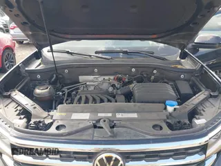 2020 Volkswagen Atlas SE z VIN 1V2YE2CA3LC224739, wystawiony jako IAAI lot #42045123 z przebiegiem 107 712 mil mil oraz . Historia ofert i sprzedaży dostępna na DreamBid. Obrazek 10.