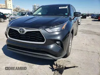 2022 Toyota Highlander LE z VIN 5TDZZRAH4NS553356, wystawiony jako Copart lot #45994865 z przebiegiem 32 790 mil mil oraz Szkoda całkowita • Salvage title. Historia ofert i sprzedaży dostępna na DreamBid. Obrazek 12.