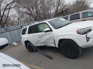 2017 Toyota 4Runner SR5 with VIN JTEZU5JR2H5162857, listed as a IAAI auction lot 41786004 with 93,437 mi miles. Bid and sale history available at carsss.com. Image 13.