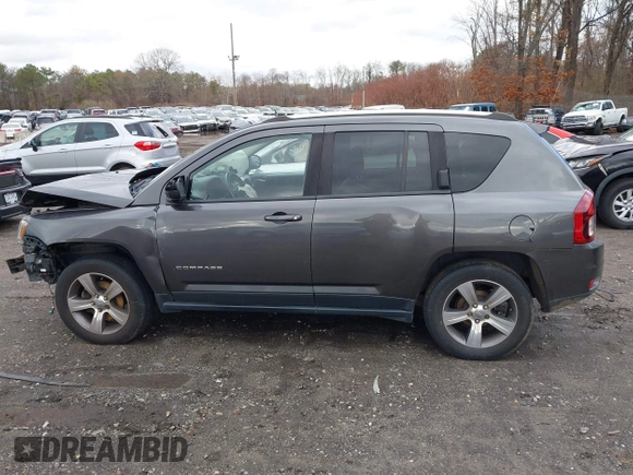 2017 Jeep Compass Latitude с VIN 1C4NJDEBXHD100521, выставлен на аукционе IAAI как лот 40924755 с пробегом 94 505 миль миль и . История ставок и продаж доступна на DreamBid. Изображение 14.