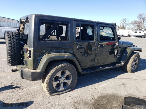 2016 Jeep Wrangler Unlimited Sahara with VIN 1C4BJWEG8GL117655, listed as a Copart auction lot 82828094 with 174,727 mi miles and Salvage Title. Bid and sale history available at carsss.com. Image 3.