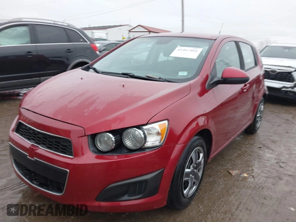 2013 Chevrolet Sonic LS z VIN 1G1JA6SH4D4244183, wystawiony jako IAAI lot #41467466 z przebiegiem 75 315 mil mil oraz . Historia ofert i sprzedaży dostępna na DreamBid. Obrazek 17.