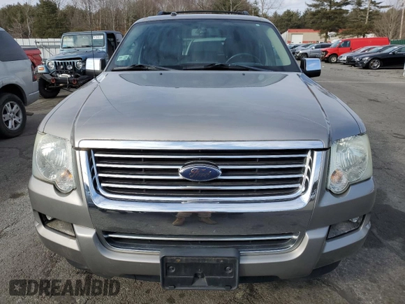 2008 Ford Explorer Limited z VIN 1FMEU75808UA91448, wystawiony jako Copart lot #45898145 z przebiegiem 82 143 mil mil oraz Szkoda całkowita • Salvage title. Historia ofert i sprzedaży dostępna na DreamBid. Obrazek 5.