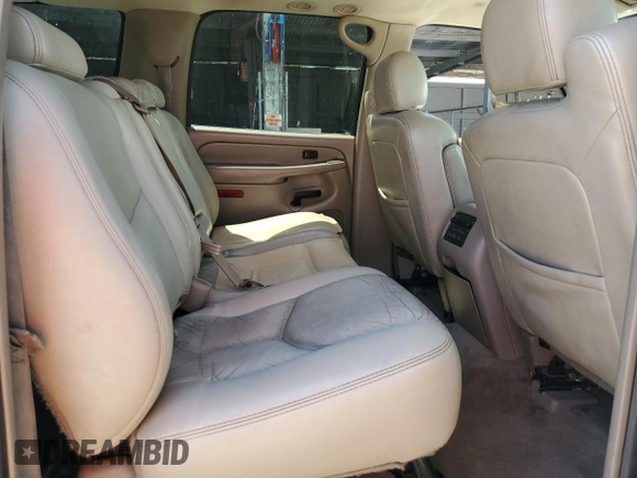 2004 Chevrolet Suburban LT with VIN 3GNFK16T44G308213, listed as a Copart auction lot 59416235 with 297,603 mi miles and Salvage title. Bid and sale history available at DreamBid. Image 11.