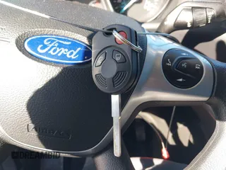 2015 Ford Escape SE with VIN 1FMCU0GX1FUB81563, listed as a IAAI auction lot 41564612 with 120,582 mi miles and . Bid and sale history available at DreamBid. Image 11.