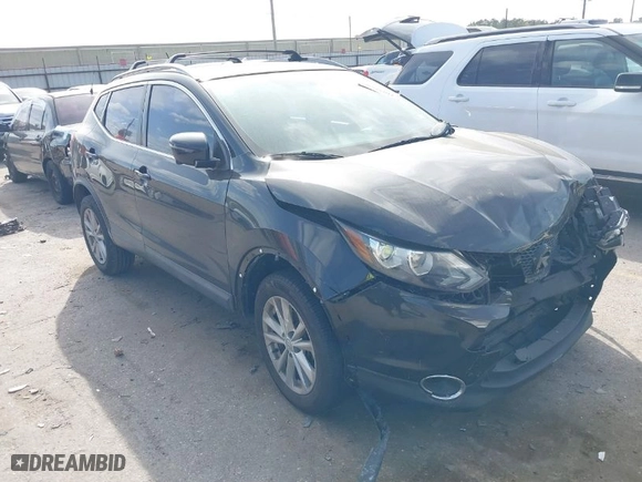 2017 Nissan Rogue Sport SV with VIN JN1BJ1CP6HW021130, listed as a IAAI auction lot 41822536 with 70,668 mi miles. Bid and sale history available at carsss.com. Image 1.