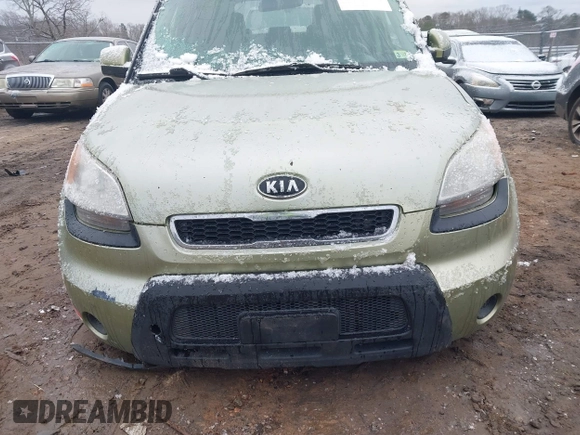 2010 Kia Soul + with VIN KNDJT2A2XA7172245, listed as a IAAI auction lot 41631785 with 1 mi miles. Bid and sale history available at carsss.com. Image 6.