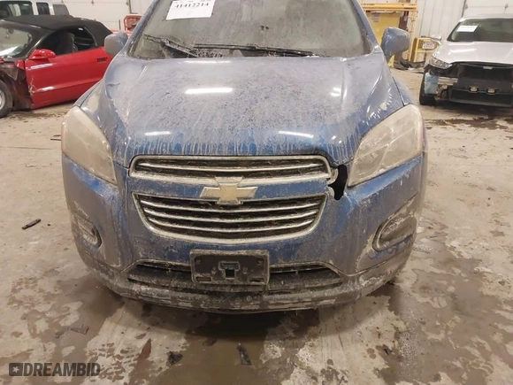 2015 Chevrolet Trax LS with VIN KL7CJPSBXFB199277, listed as a IAAI auction lot 41412214 with 147,216 mi miles. Bid and sale history available at carsss.com. Image 6.