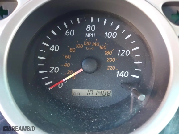 2006 Toyota Highlander w/3rd Row with VIN JTEDP21A860117149, listed as a IAAI auction lot 41040763 with 101,408 mi miles. Bid and sale history available at carsss.com. Image 7.