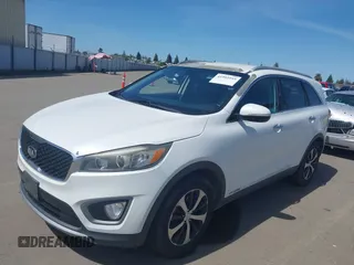 2016 Kia Sorento EX with VIN 5XYPHDA51GG001543, listed as a IAAI auction lot 41993955 with 176,098 mi miles. Bid and sale history available at carsss.com. Image 23.