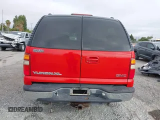 2000 GMC Yukon XL SLT with VIN 3GKEC16T1YG195557, listed as a IAAI auction lot 42455095 with 259,092 mi miles and . Bid and sale history available at DreamBid. Image 16.