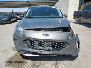 2022 Ford Escape S с VIN 1FMCU0F68NUB48616, выставлен на аукционе Copart как лот 57578635 с пробегом 39 451 миль миль и Списание • Salvage title. История ставок и продаж доступна на DreamBid. Изображение 5.