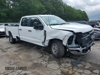 2024 Ford F-250 XL with VIN 1FT7W2AA2RED74951, listed as a Copart auction lot 48053505 with 14,104 mi miles and Salvage title. Bid and sale history available at DreamBid. Image 4.