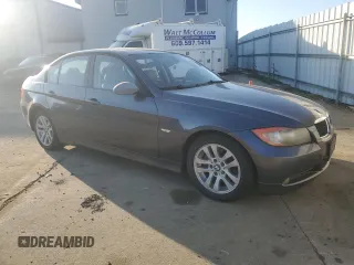 2006 BMW 3 Series 325i z VIN WBAVB175X6NK40432, wystawiony jako Copart lot #76730424 z przebiegiem 168 119 mil mil oraz Szkoda całkowita • Salvage title. Historia ofert i sprzedaży dostępna na DreamBid. Obrazek 4.