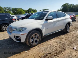 2013 BMW X6 xDrive50i z VIN 5UXFG8C51DL591289, wystawiony jako Copart lot #56858395 z przebiegiem 101 641 mil mil oraz Szkoda całkowita • Salvage title. Historia ofert i sprzedaży dostępna na DreamBid. Obrazek 1.