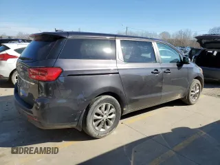 2021 Kia Sedona EX with VIN KNDMB5C19M6667326, listed as a Copart auction lot 42895925 with 47,907 mi miles and Salvage Title. Bid and sale history available at carsss.com. Image 3.