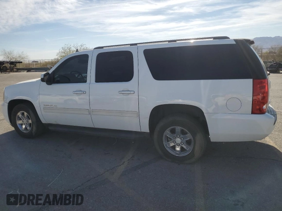 2011 GMC Yukon XL SLE with VIN 1GKS1HE08BR208949, listed as a Copart auction lot 75767724 with 164,181 mi miles and Salvage Title. Bid and sale history available at carsss.com. Image 2.