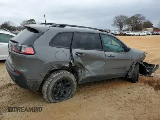 2022 Jeep Cherokee X with VIN 1C4PJMCX8ND539770, listed as a Copart auction lot 43988725 with 36,309 mi miles and Salvage title. Bid and sale history available at DreamBid. Image 3.