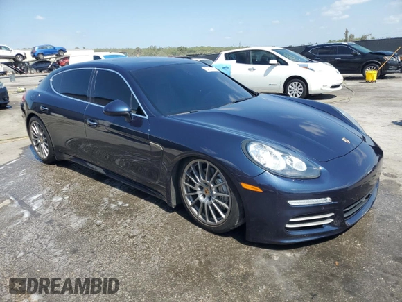 2014 Porsche Panamera 4S Executive with VIN WP0BB2A76EL064169, listed as a Copart auction lot 54538275 with 54,235 mi miles and Salvage Title. Bid and sale history available at DreamBid. Image 4.