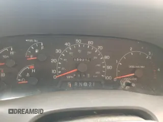 2000 Ford F-250 XL с VIN 1FTNX20F7YEB31717, выставлен на аукционе Copart как лот 55279855 с пробегом 15 921 миль миль и Списание • Salvage title. История ставок и продаж доступна на DreamBid. Изображение 9.