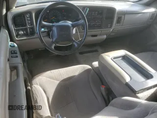 2000 GMC New Sierra 1500 SLE with VIN 2GTEK19T7Y1310097, listed as a Copart auction lot 84557764 with 257,060 mi miles and Salvage Title. Bid and sale history available at carsss.com. Image 8.