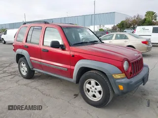 2007 Jeep Liberty Sport with VIN 1J4GK48K97W525047, listed as a IAAI auction lot 42022247 with 196,896 mi miles. Bid and sale history available at carsss.com. Image 1.