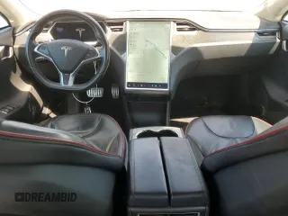 2014 Tesla Model S 60 with VIN 5YJSA1H17EFP29100, listed as a Copart auction lot 65081725 with 130,377 mi miles and Clean title. Bid and sale history available at DreamBid. Image 8.