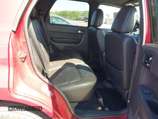 2010 Ford Escape Limited с VIN 1FMCU9EG0AKD06905, выставлен на аукционе IAAI как лот 42389127 с пробегом 116 672 миль миль и . История ставок и продаж доступна на DreamBid. Изображение 8.