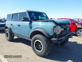 2022 Ford Bronco with VIN 1FMEE5DP7NLB52788, listed as a IAAI auction lot 41650549 with 33,158 mi miles. Bid and sale history available at carsss.com. Image 1.