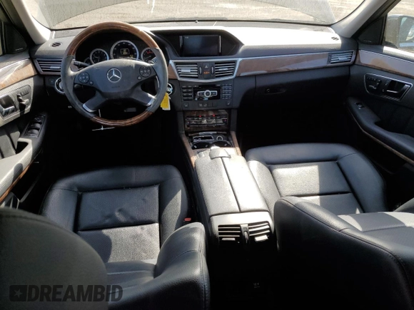 2012 Mercedes-Benz E 350 Luxury with VIN WDDHF8JB7CA625435, listed as a Copart auction lot 60158045 with 100,092 mi miles and Salvage title. Bid and sale history available at DreamBid. Image 8.