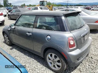 2008 MINI Hardtop S with VIN WMWMF73548TV39180, listed as a Copart auction lot 58972245 with 123,907 mi miles and Clean title. Bid and sale history available at DreamBid. Image 2.