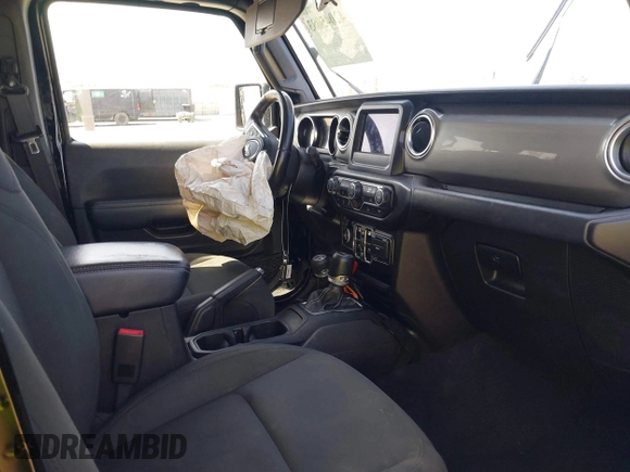 2020 Jeep Wrangler Unlimited Sahara with VIN 1C4HJXEN6LW235159, listed as a IAAI auction lot 42045083 with 68,400 mi miles and . Bid and sale history available at DreamBid. Image 5.