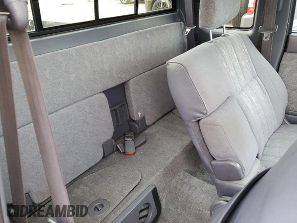 2000 Toyota Tacoma PreRunner с VIN 4TASM92N6YZ659388, выставлен на аукционе Copart как лот 51325555 с пробегом 133 397 миль миль и Списание • Salvage title. История ставок и продаж доступна на DreamBid. Изображение 10.