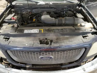 2002 Ford F-150 XLT with VIN 1FTRW08L02KE06257, listed as a Copart auction lot 45004605 with 189,003 mi miles and Salvage Title. Bid and sale history available at carsss.com. Image 11.