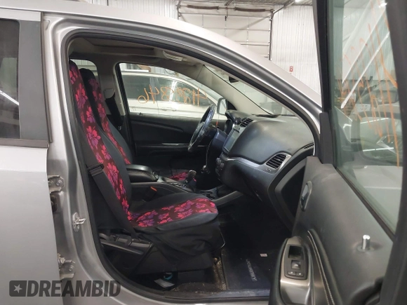 2015 Dodge Journey Crossroad with VIN 3C4PDCGG8FT631064, listed as a IAAI auction lot 41235846 with 127,718 mi miles and . Bid and sale history available at DreamBid. Image 5.