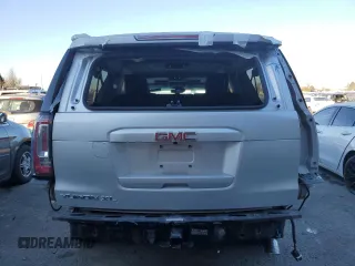 2018 GMC Yukon XL SLT with VIN 1GKS2GKC6JR371636, listed as a Copart auction lot 88003245 with 84,022 mi miles and Salvage Title. Bid and sale history available at carsss.com. Image 6.