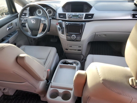 2017 Honda Odyssey Touring с VIN 5FNRL5H9XHB001121, выставлен на аукционе Copart как лот 81855504 с пробегом Не указан миль и Списание • Salvage title. История ставок и продаж доступна на DreamBid. Изображение 8.