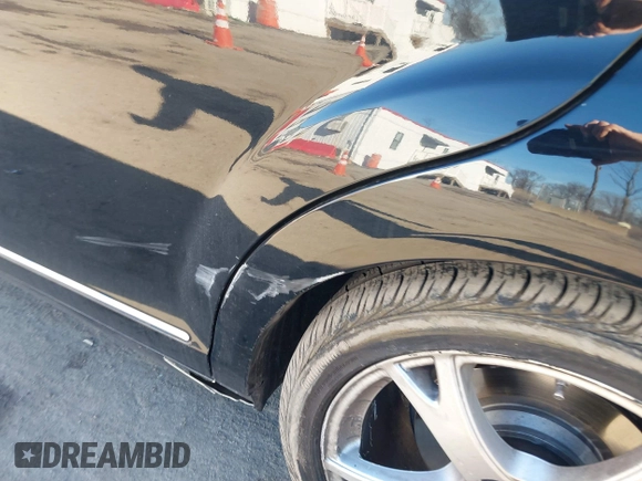 2013 Mercedes-Benz S 550 with VIN WDDNG9EB3DA499477, listed as a IAAI auction lot 41590018 with 64,547 mi miles and . Bid and sale history available at DreamBid. Image 19.