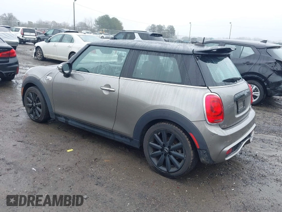 2018 MINI Hardtop Cooper S with VIN WMWXP7C59J2A47723, listed as a IAAI auction lot 41497829 with 31,461 mi miles and . Bid and sale history available at DreamBid. Image 3.
